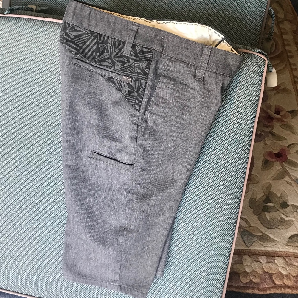 Volcom Frickin Chino Shorts Gray Sz 27 waist